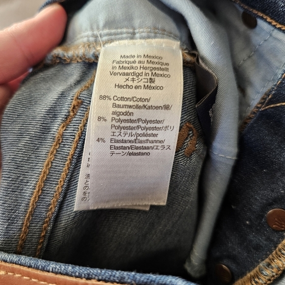 Madewell 9" Mid-Rise Skinny Jeans in Hayes Wash: Button-Front Edition - Picture 8 of 8